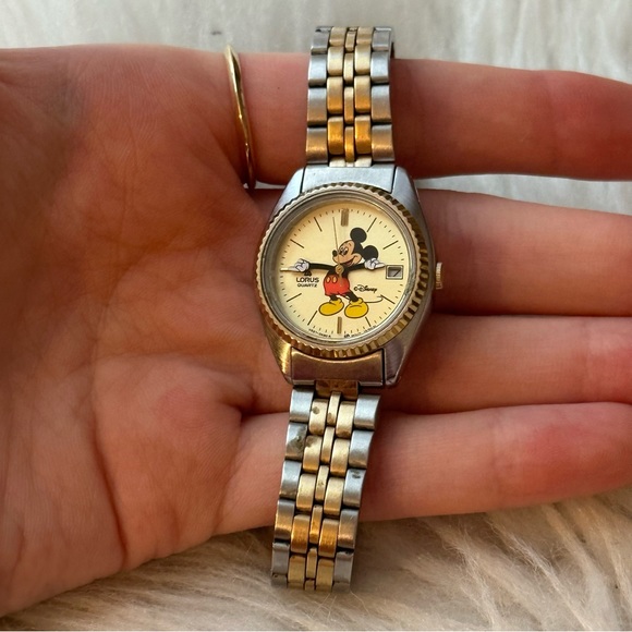 Vintage Accessories - Vintage Lorus/Seiko Disney Mickey Mouse Watch